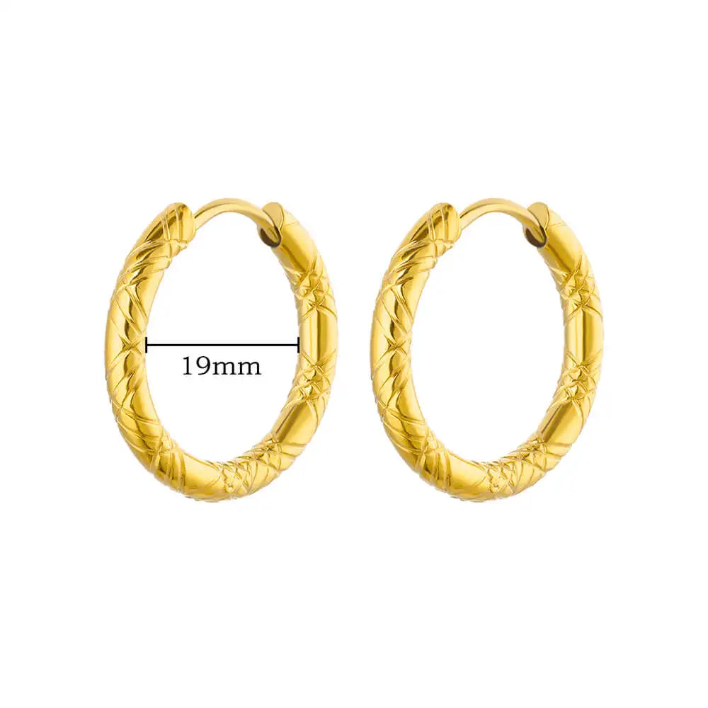 Brincos Chunky Vintage em Aço Inoxidável Dourado | NOVORA